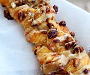 Maple twist pastry