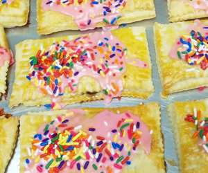 Fresh strawberry pop tarts